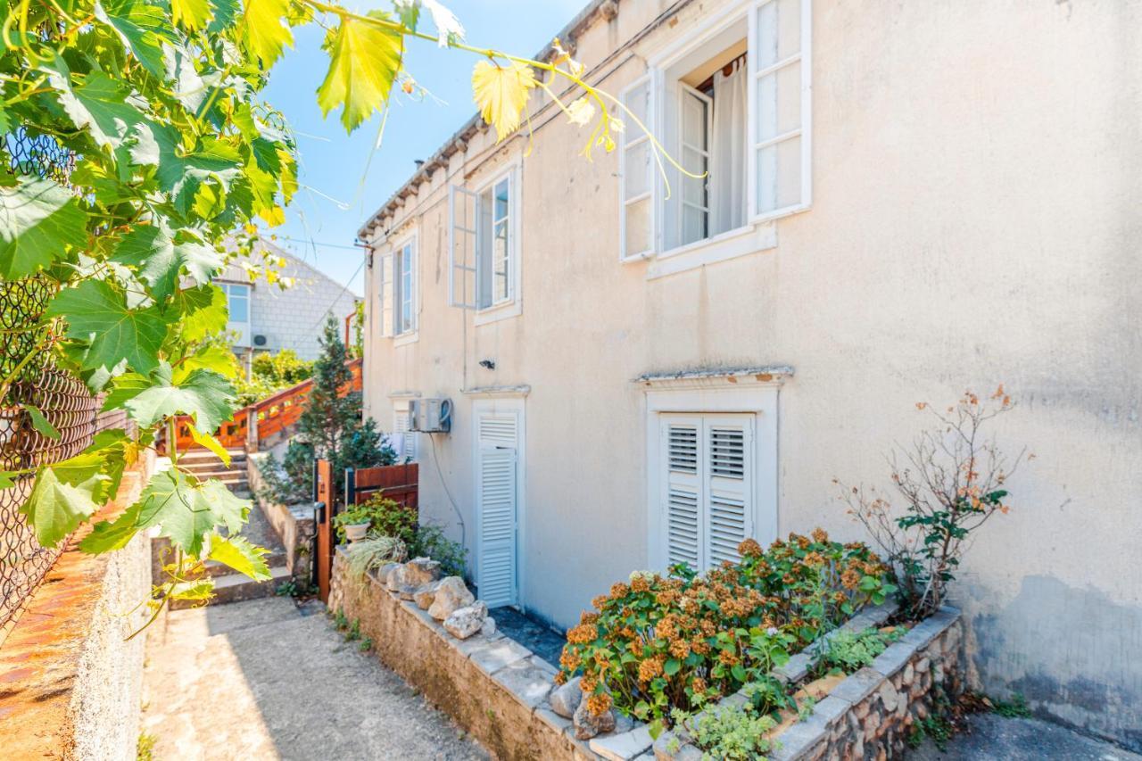 Guesthouse Isabel La Catolica Dubrovnik Exterior foto